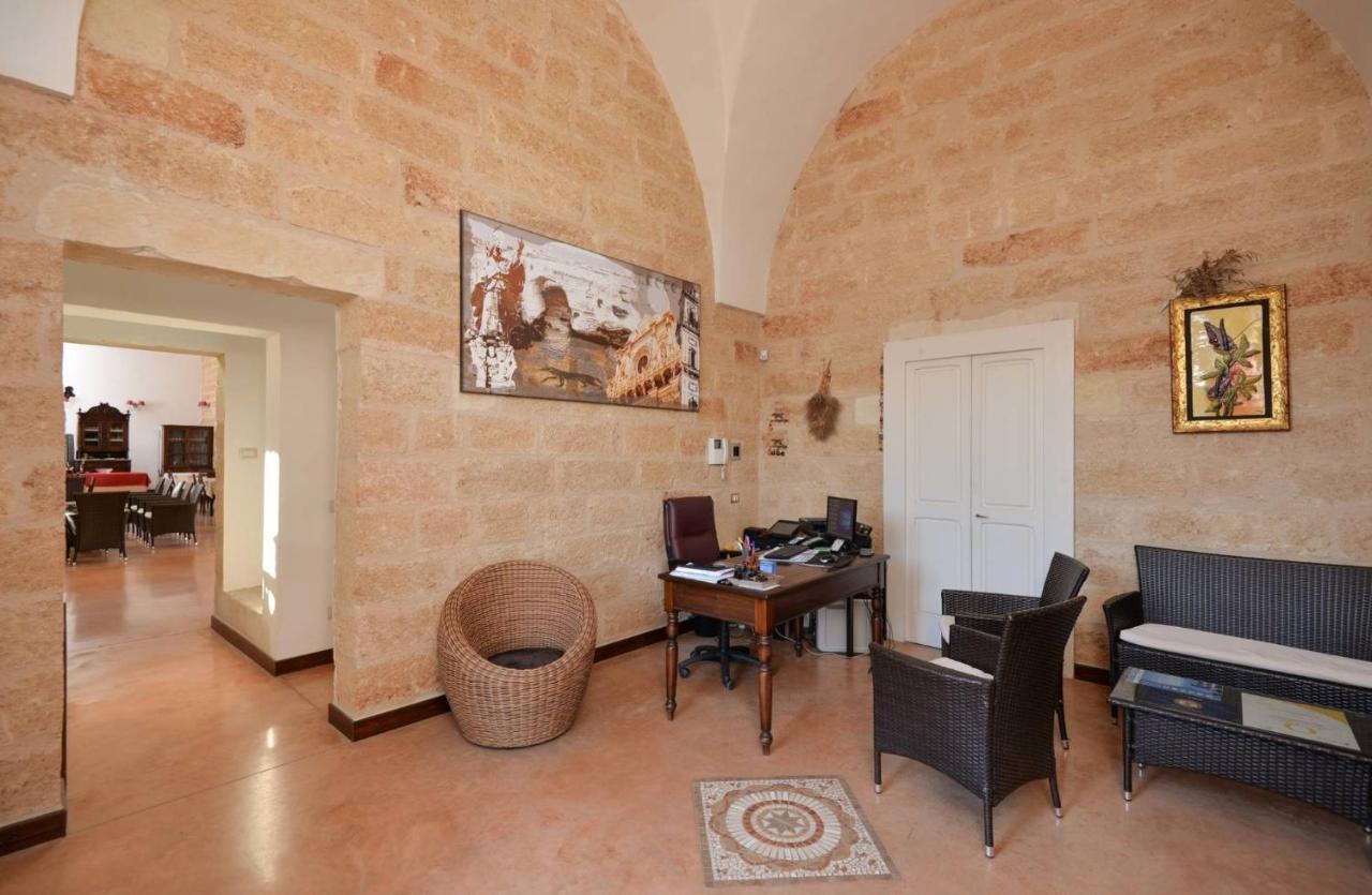 Masseria Li Campi Cavallino di Lecce Exterior photo